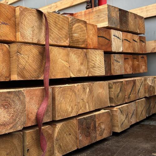 Доска и брус сухой, строганный из лиственницы - /files/catalogproducts/290-listv_doska_brus2.jpg